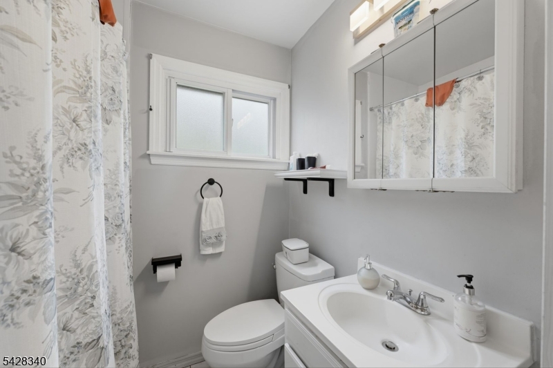 38 Wendy Rd