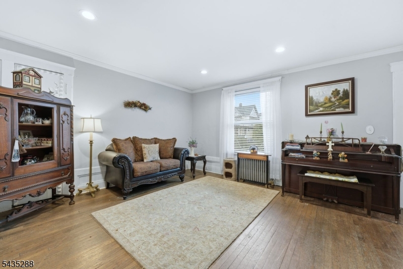 449 Union Ave