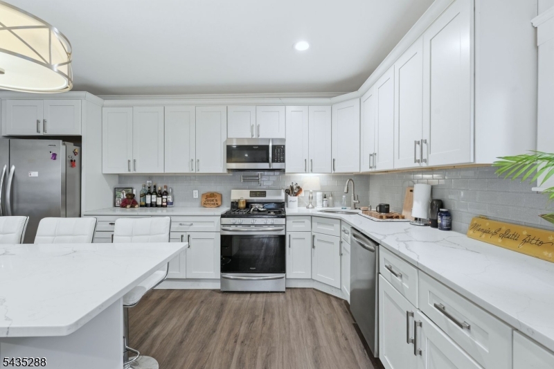 449 Union Ave