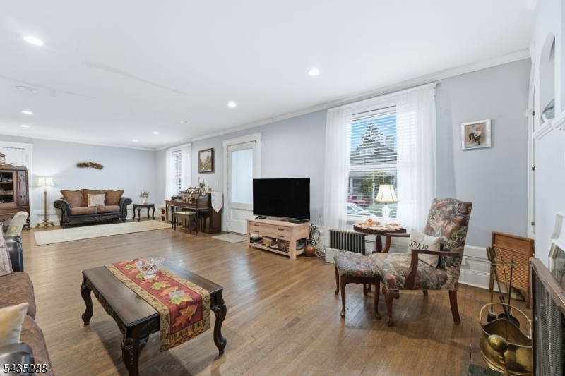 449 Union Ave