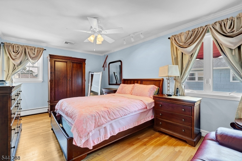 111 Walton Ave