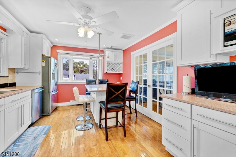 111 Walton Ave