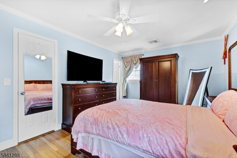 111 Walton Ave