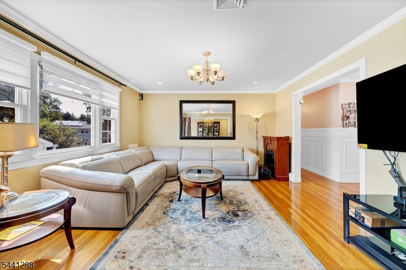 111 Walton Ave