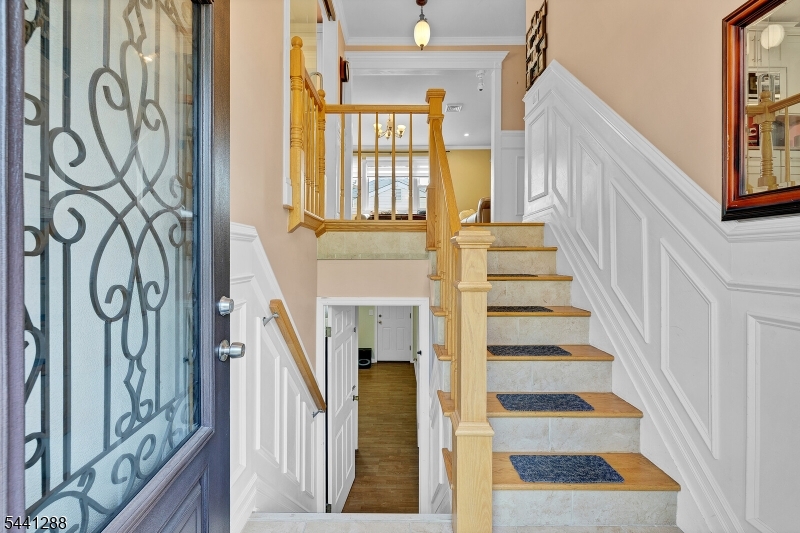 111 Walton Ave