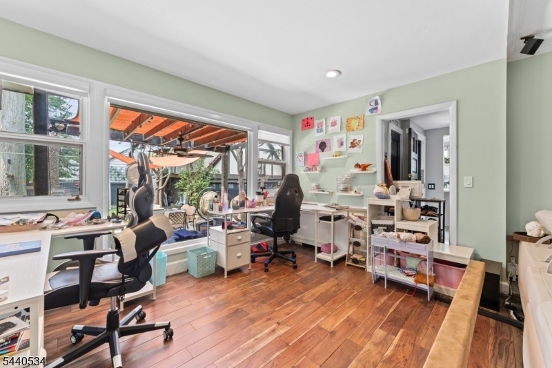 562 Irvington Ave