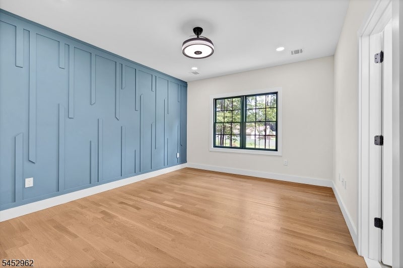 275 Beachwood Rd