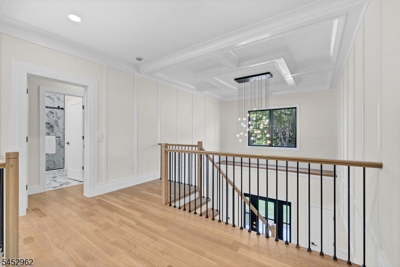 275 Beachwood Rd