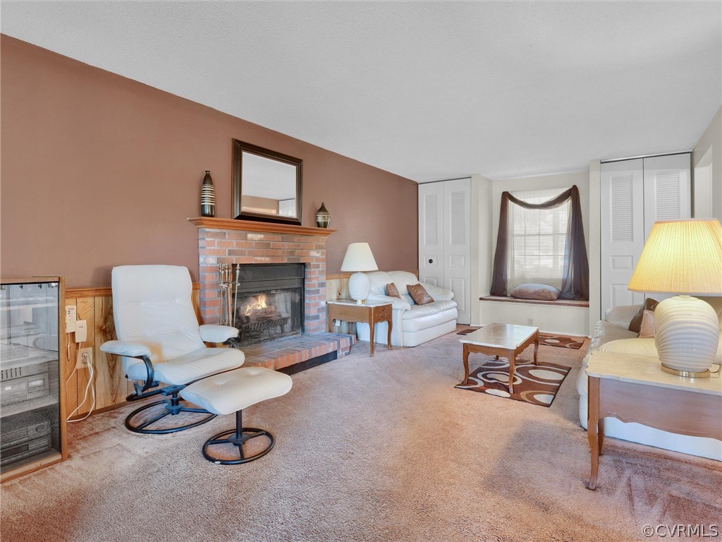 14600 Helmsman Ct