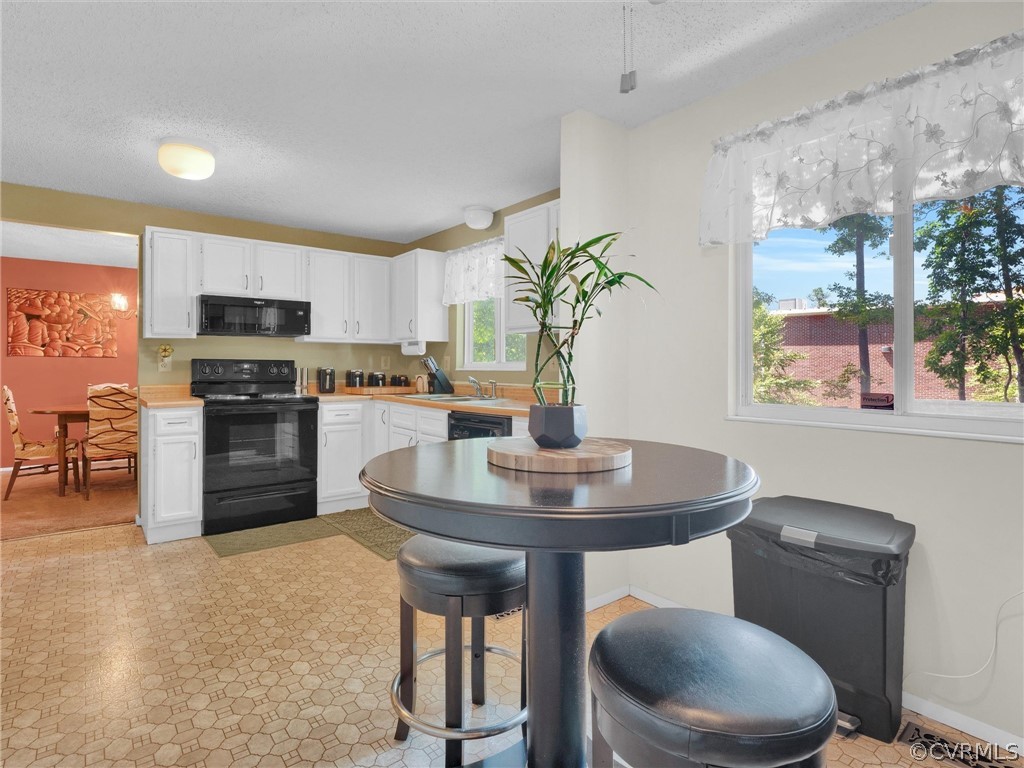 14600 Helmsman Ct