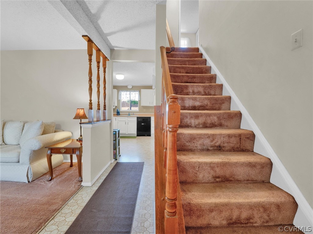 14600 Helmsman Ct