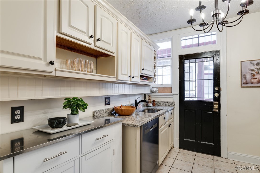 511 N Arthur Ashe Blvd Unit#U23
