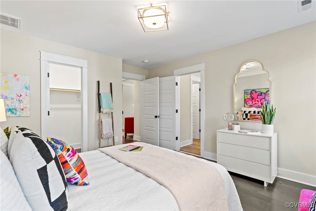 4 Raven Rock Ln
