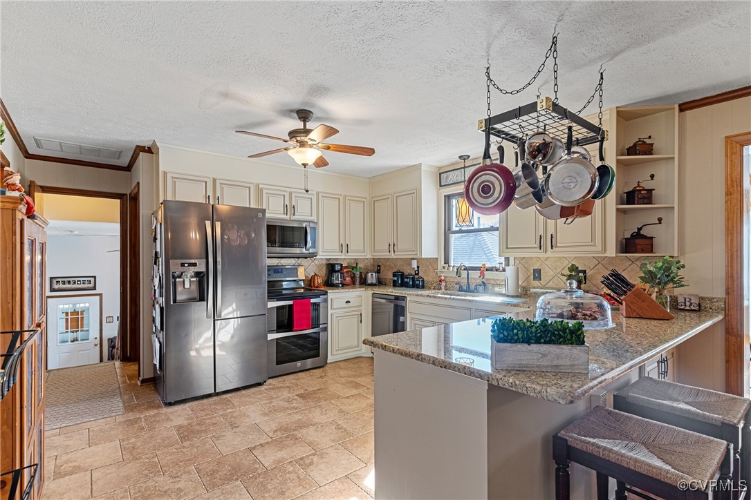 19416 Eanes Rd