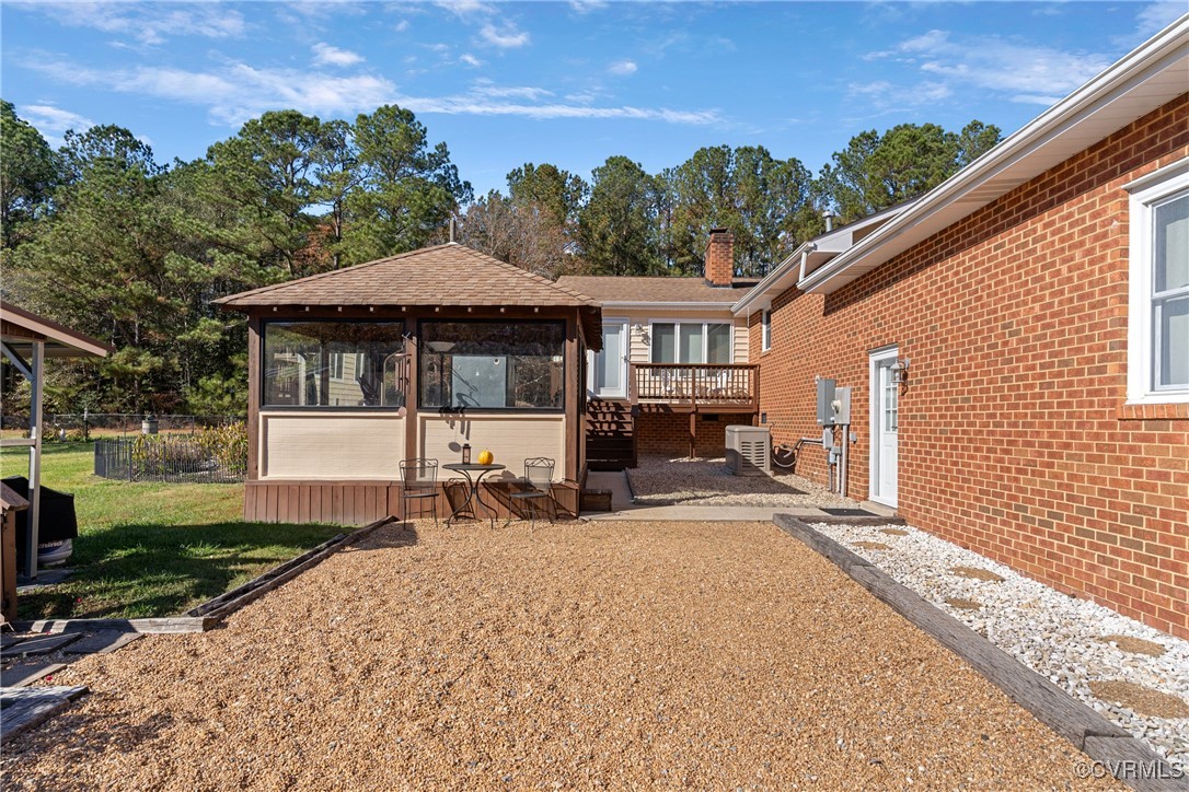 19416 Eanes Rd