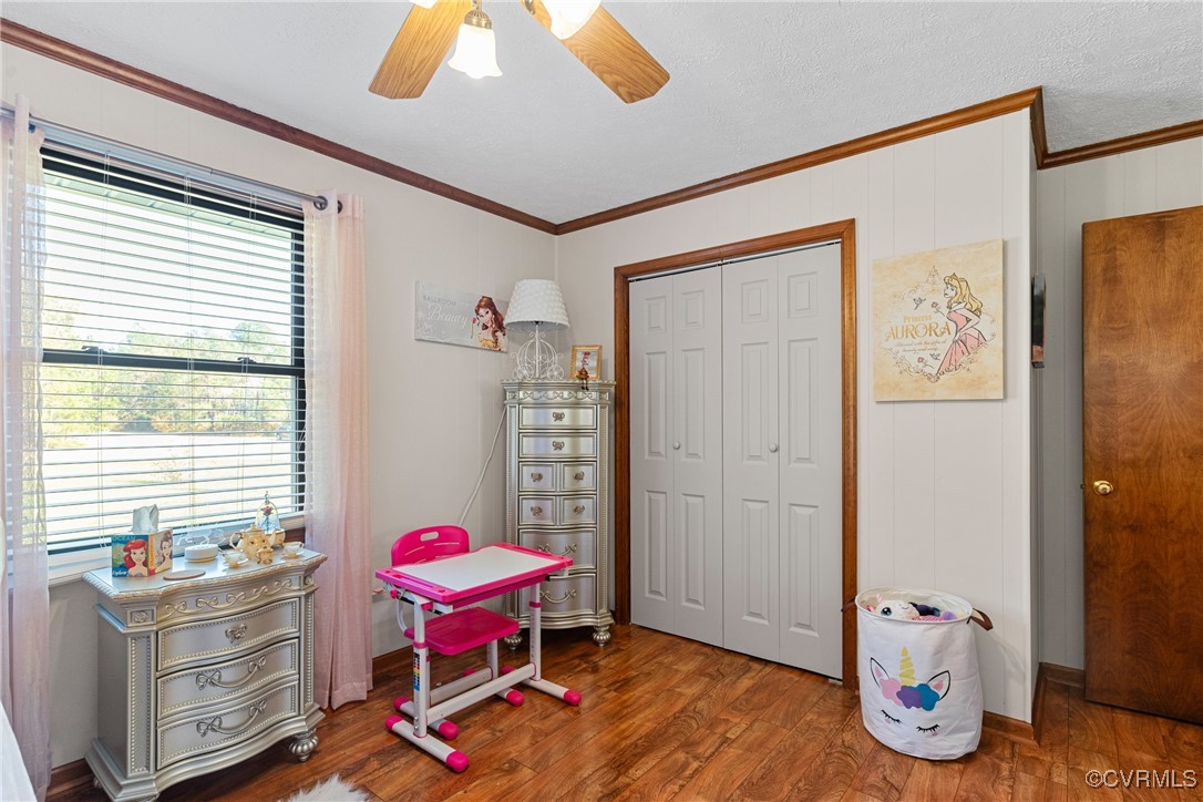 19416 Eanes Rd