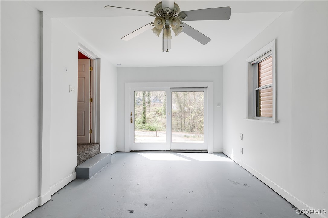 1435 Spring Grove Dr