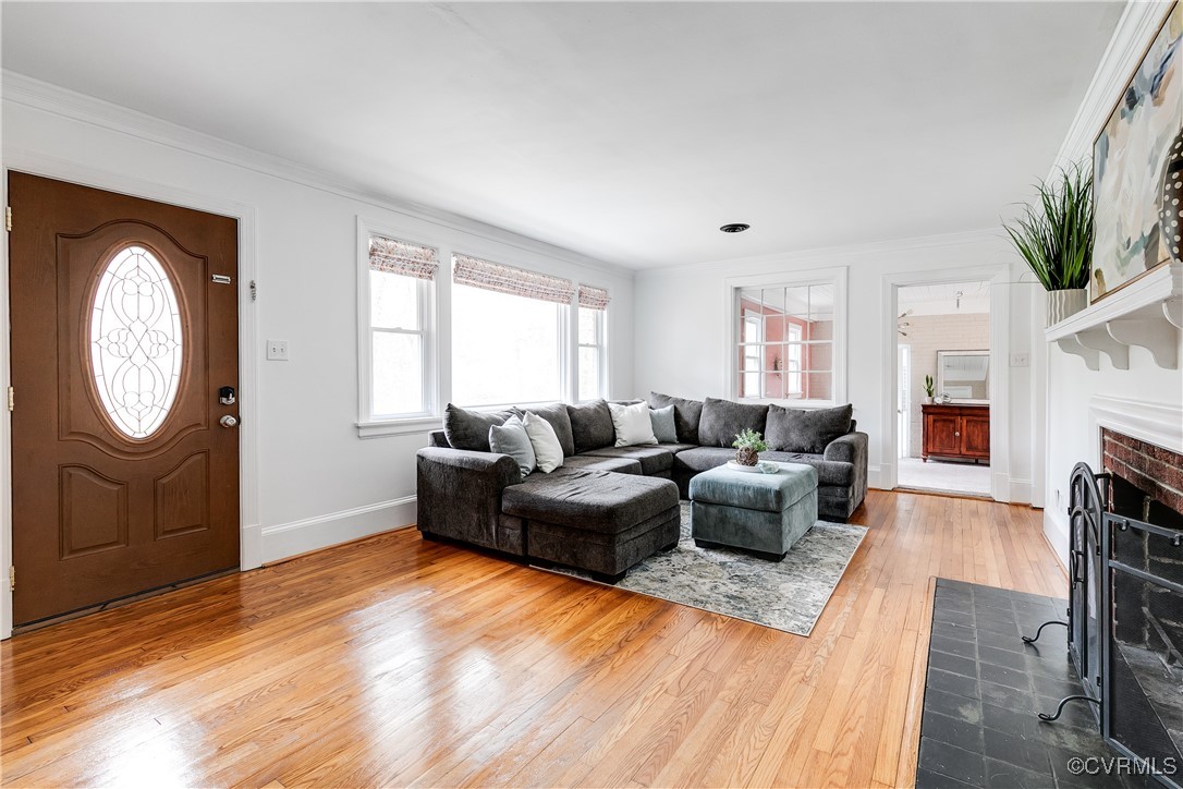 1435 Spring Grove Dr