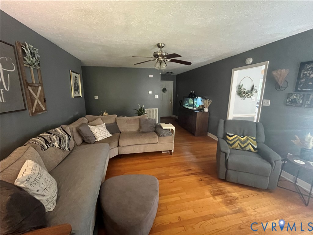 7911 Quinton Pl