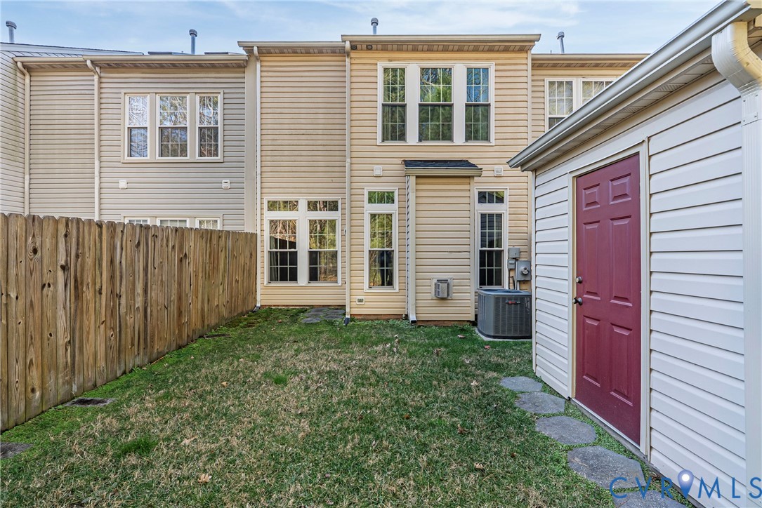 2615 Mountainberry Ct
