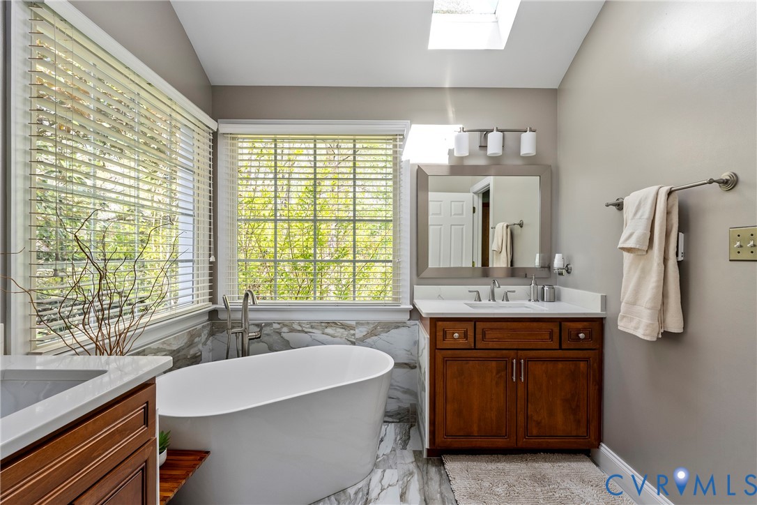 2404 Sterlingwood Trce