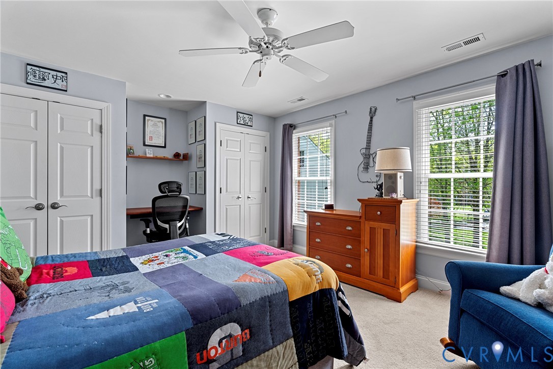 2404 Sterlingwood Trce