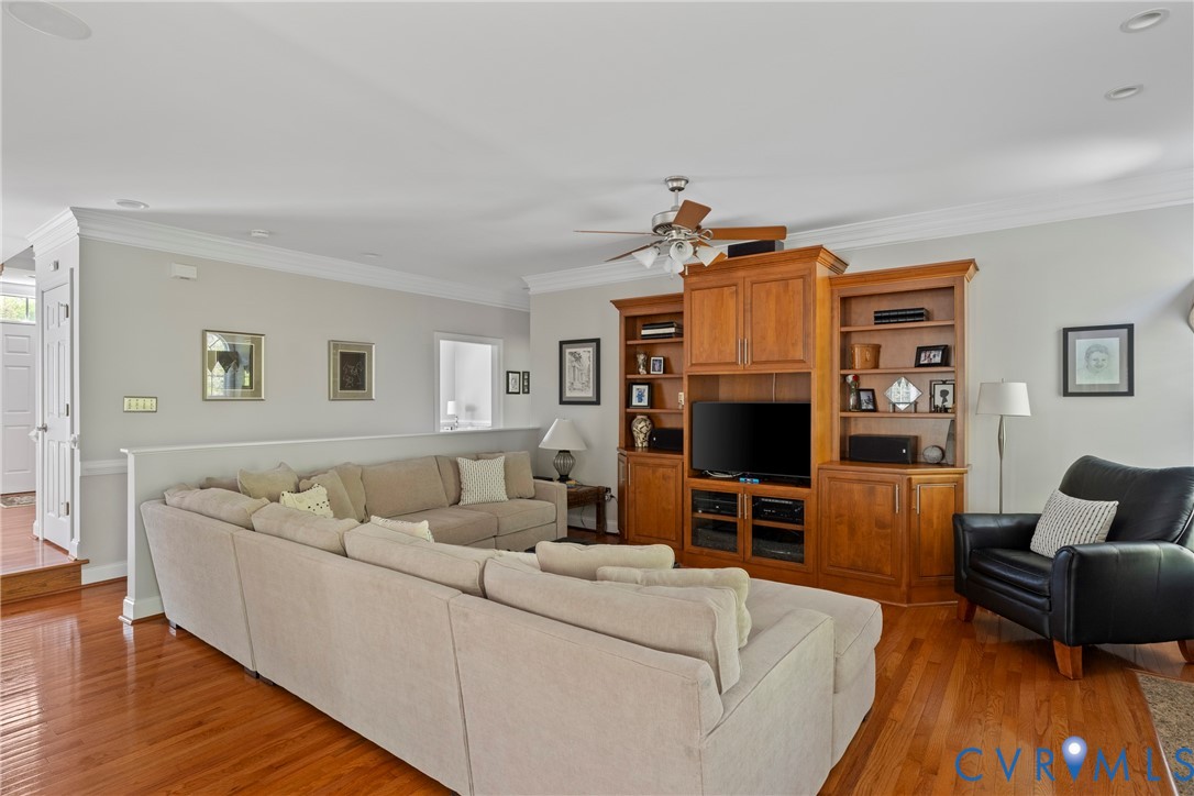 2404 Sterlingwood Trce