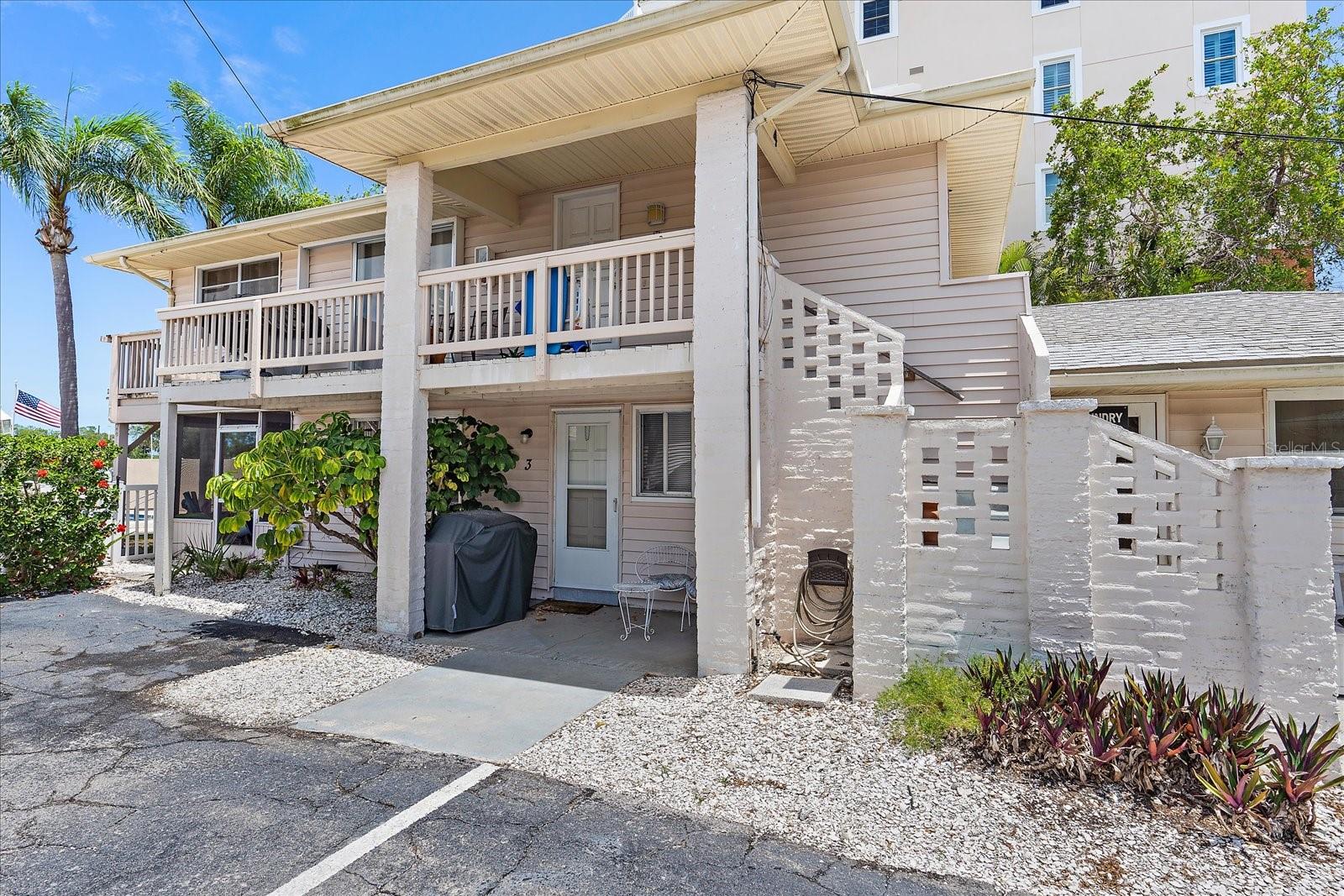 9022 MIDNIGHT PASS RD #213