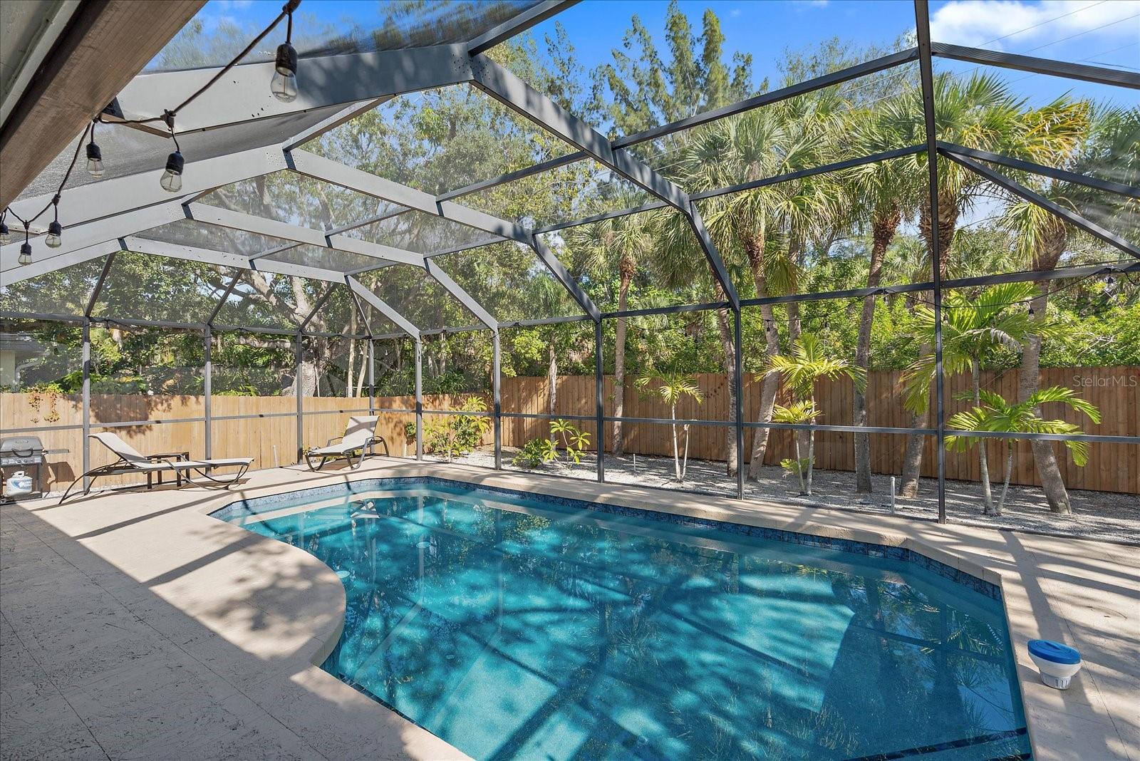 735 BIRDSONG LN