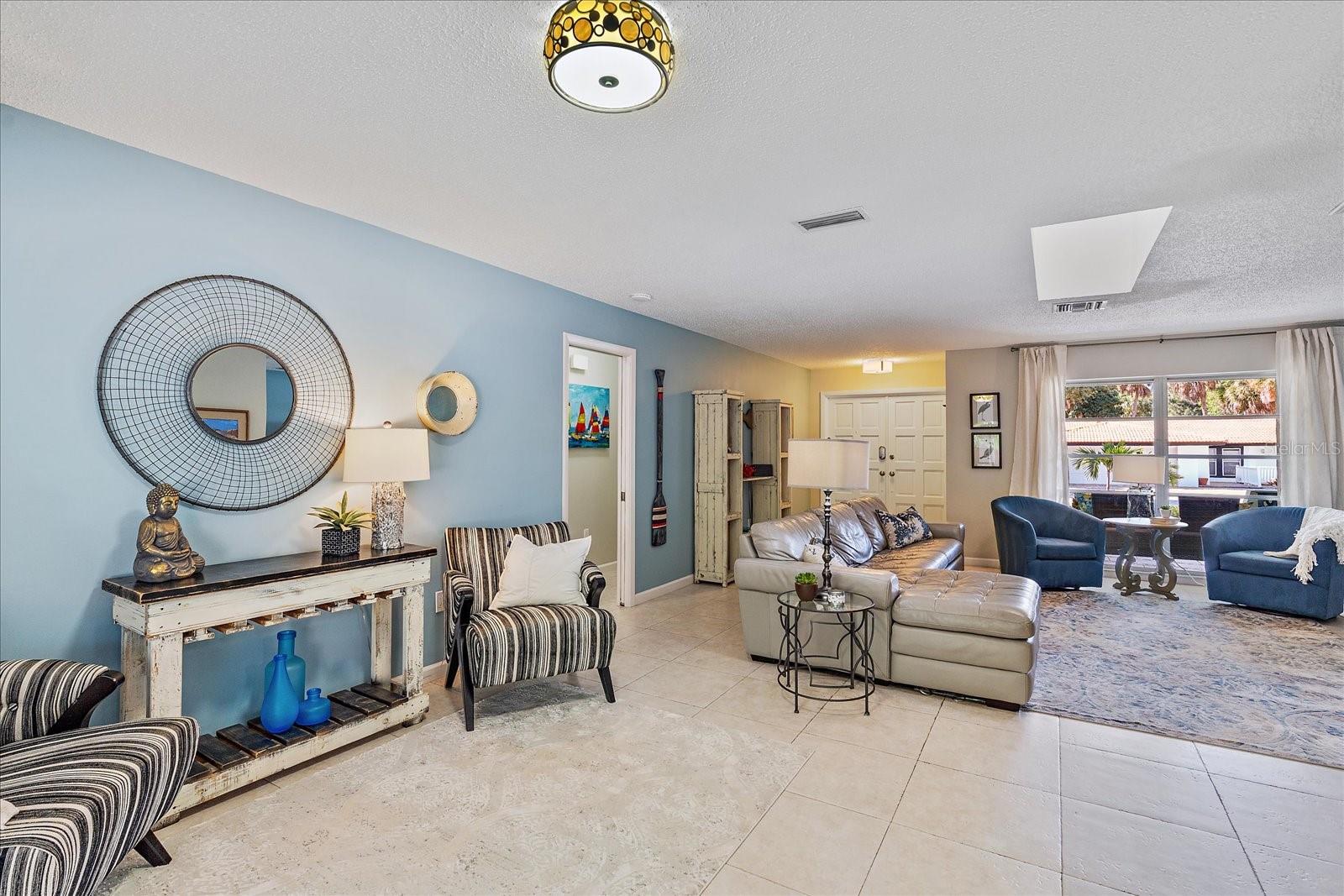 735 BIRDSONG LN