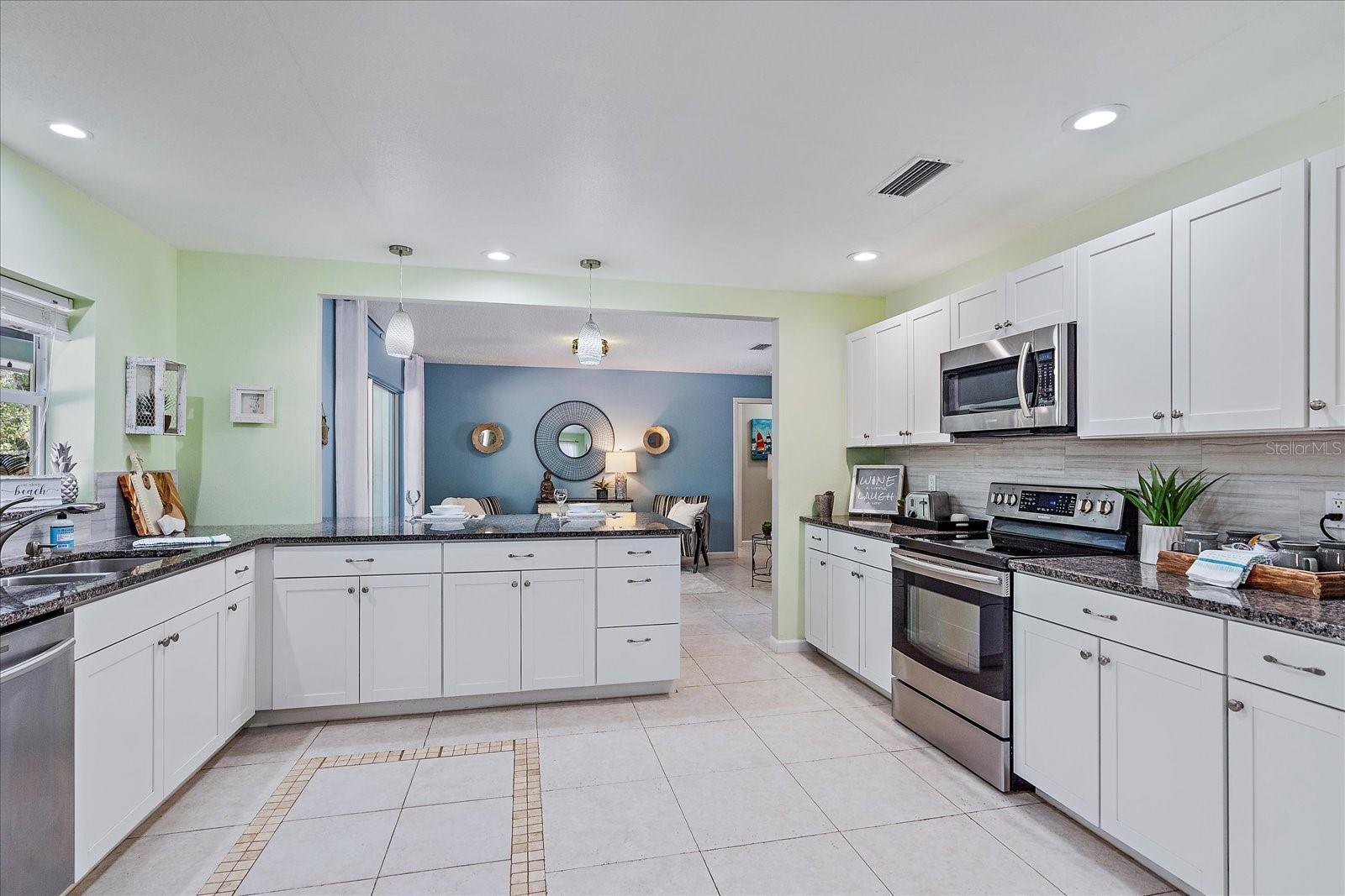 735 BIRDSONG LN
