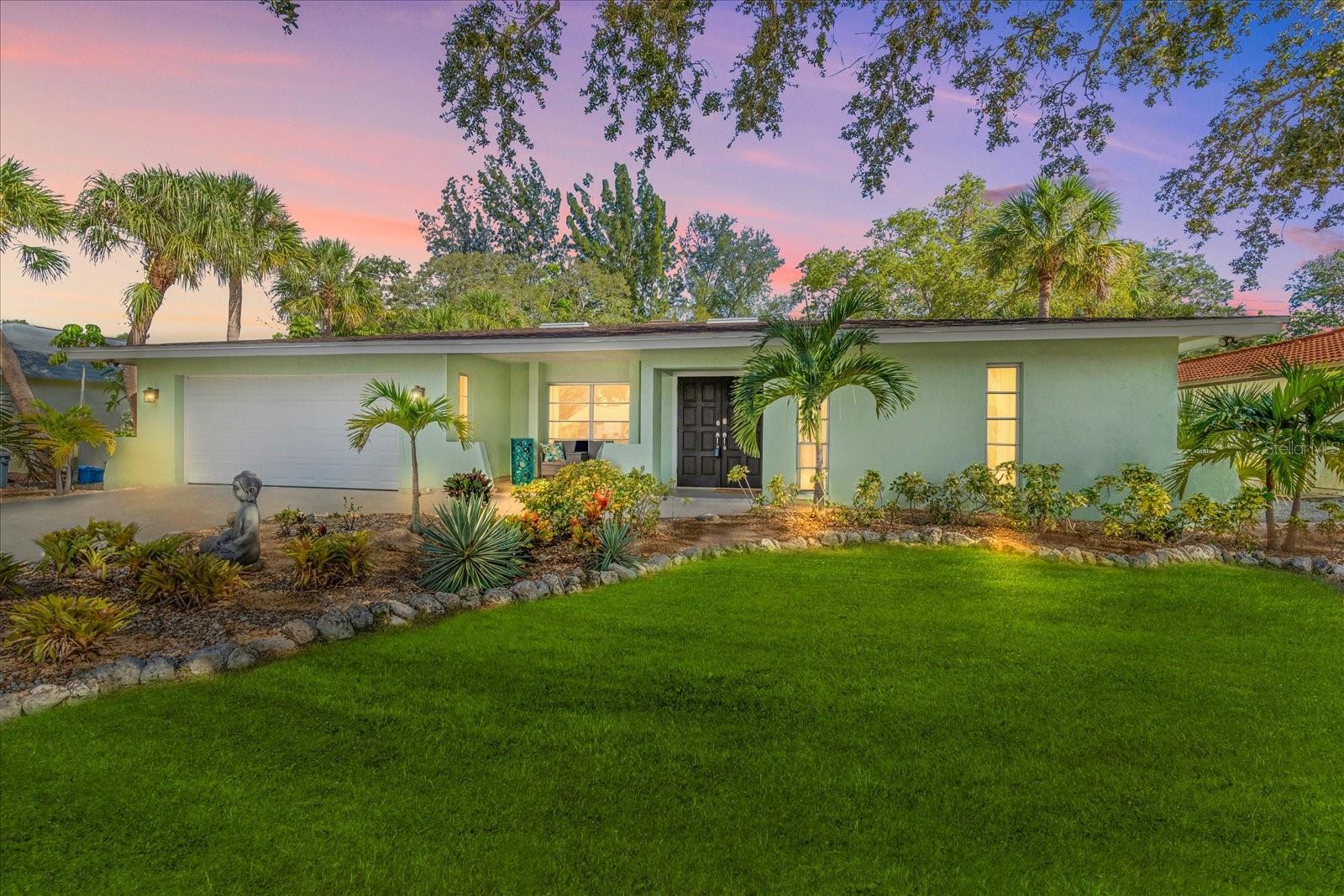 735 BIRDSONG LN