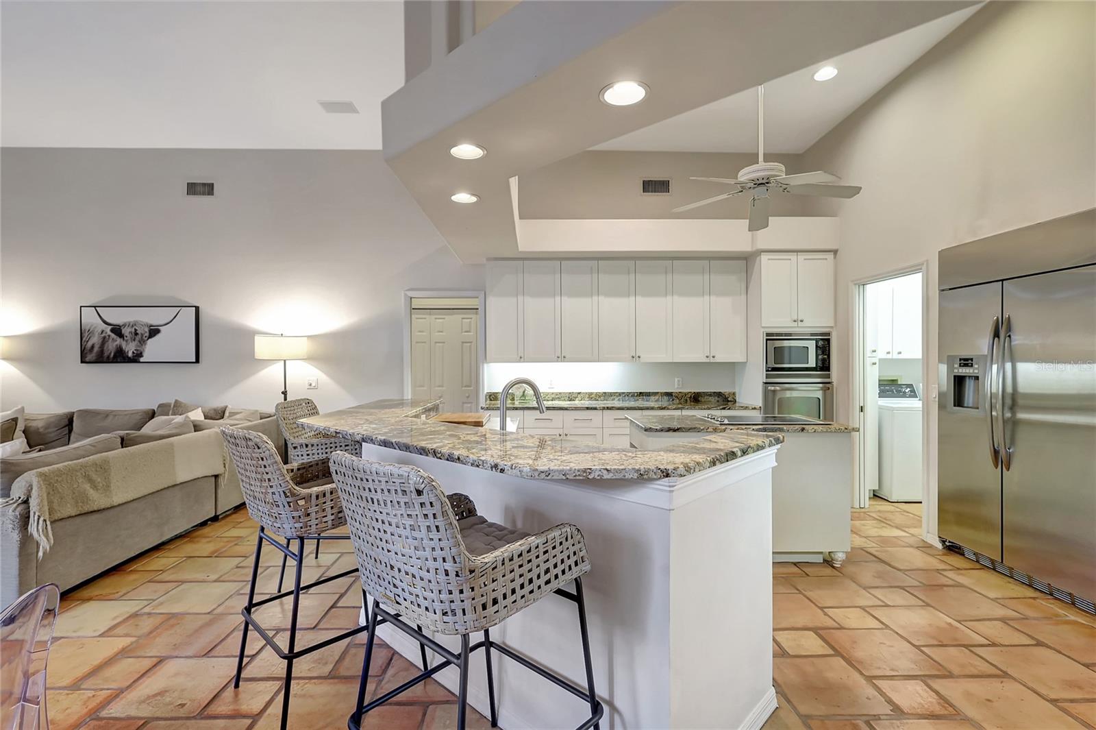 5317 SIESTA CT