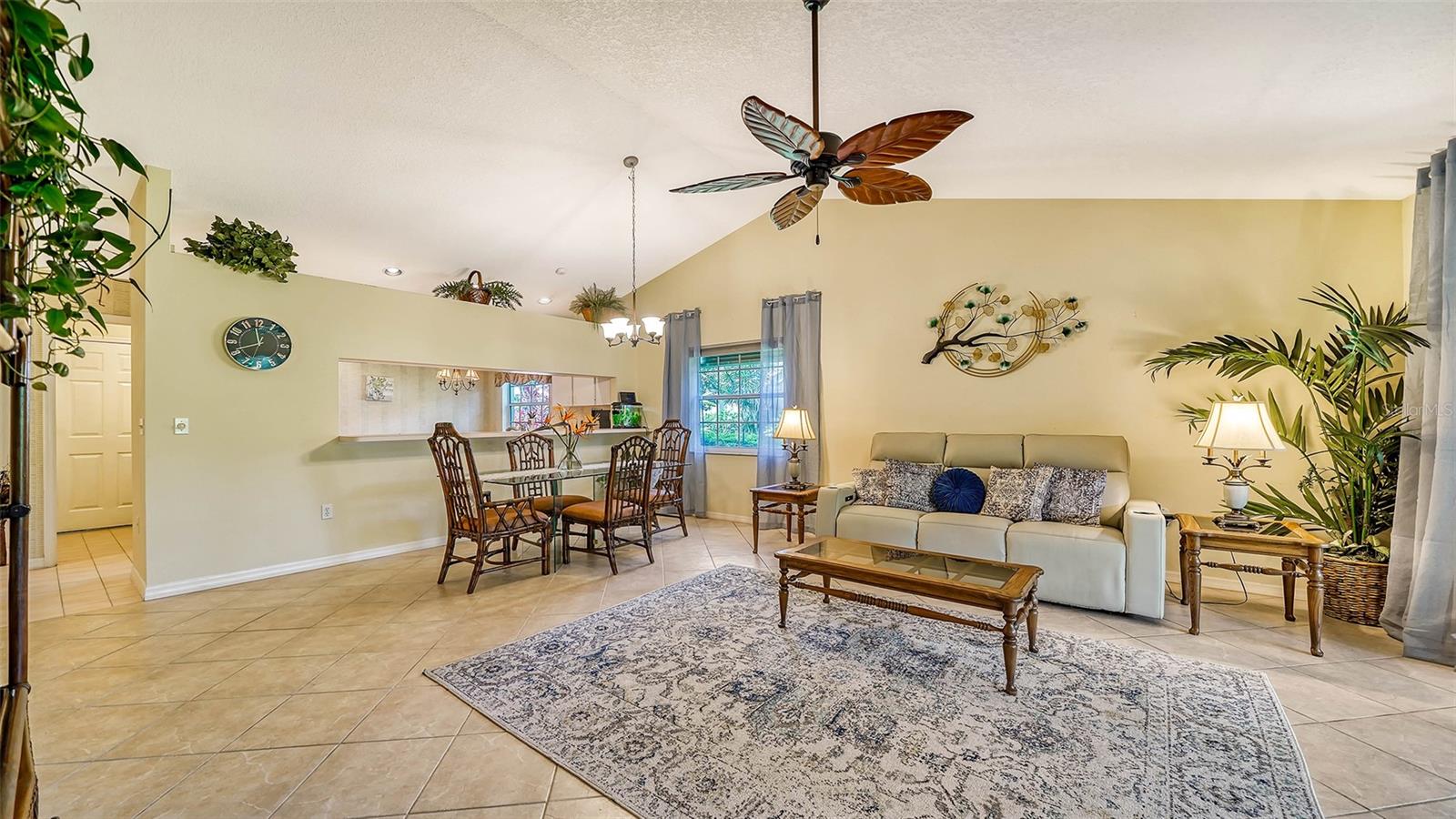 7017 WOODSIDE OAKS CIR