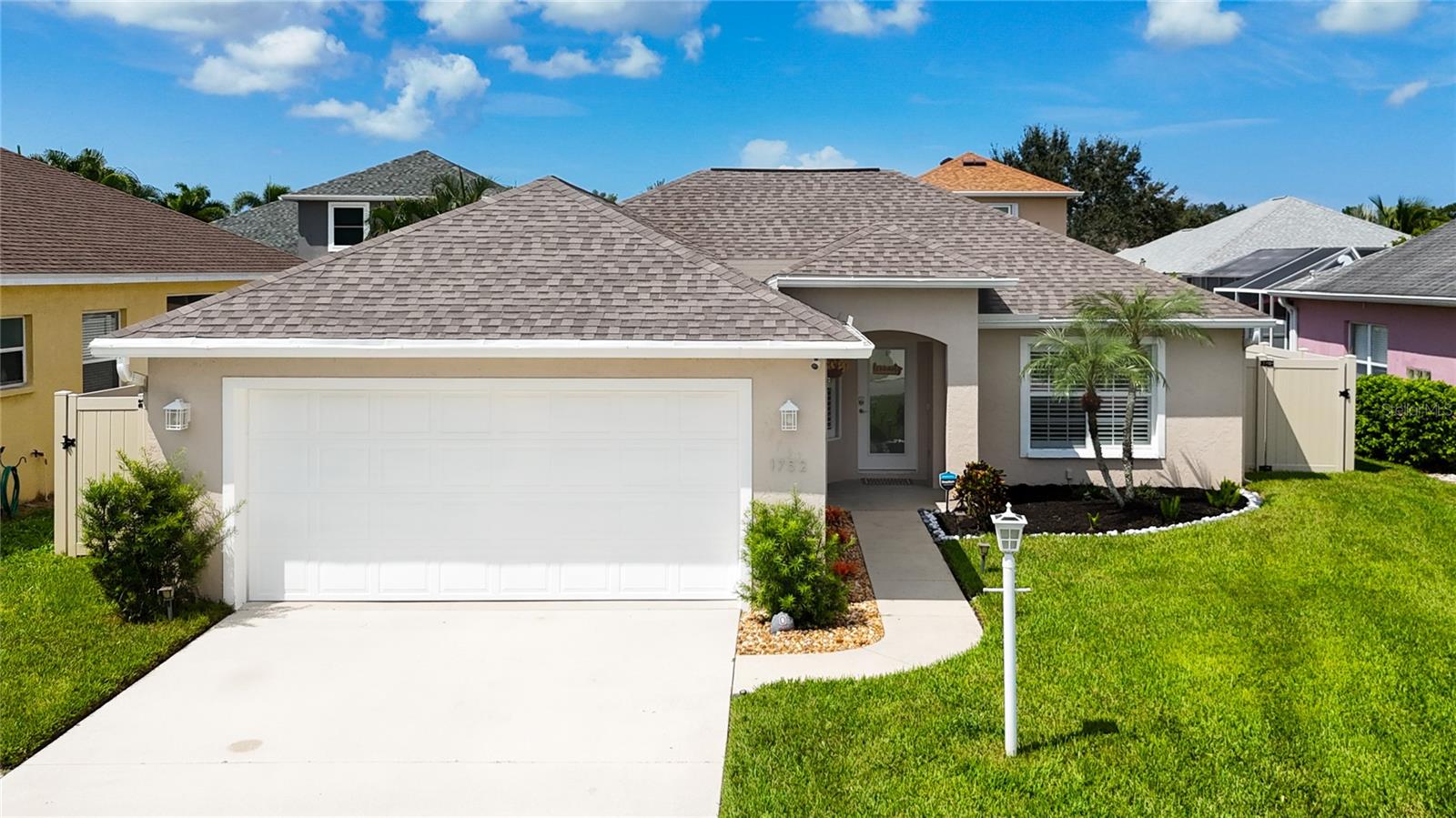 1752 SUMMER BREEZE WAY