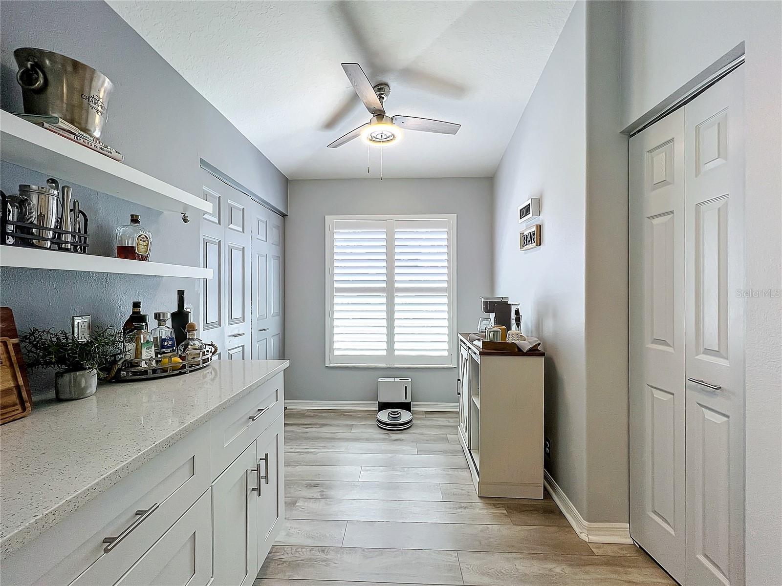 1752 SUMMER BREEZE WAY