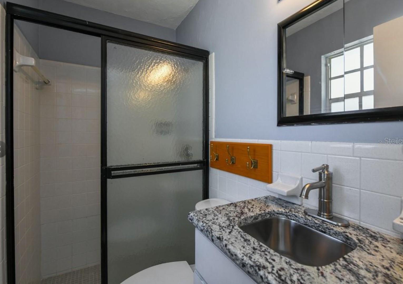 4522 BANAN PL