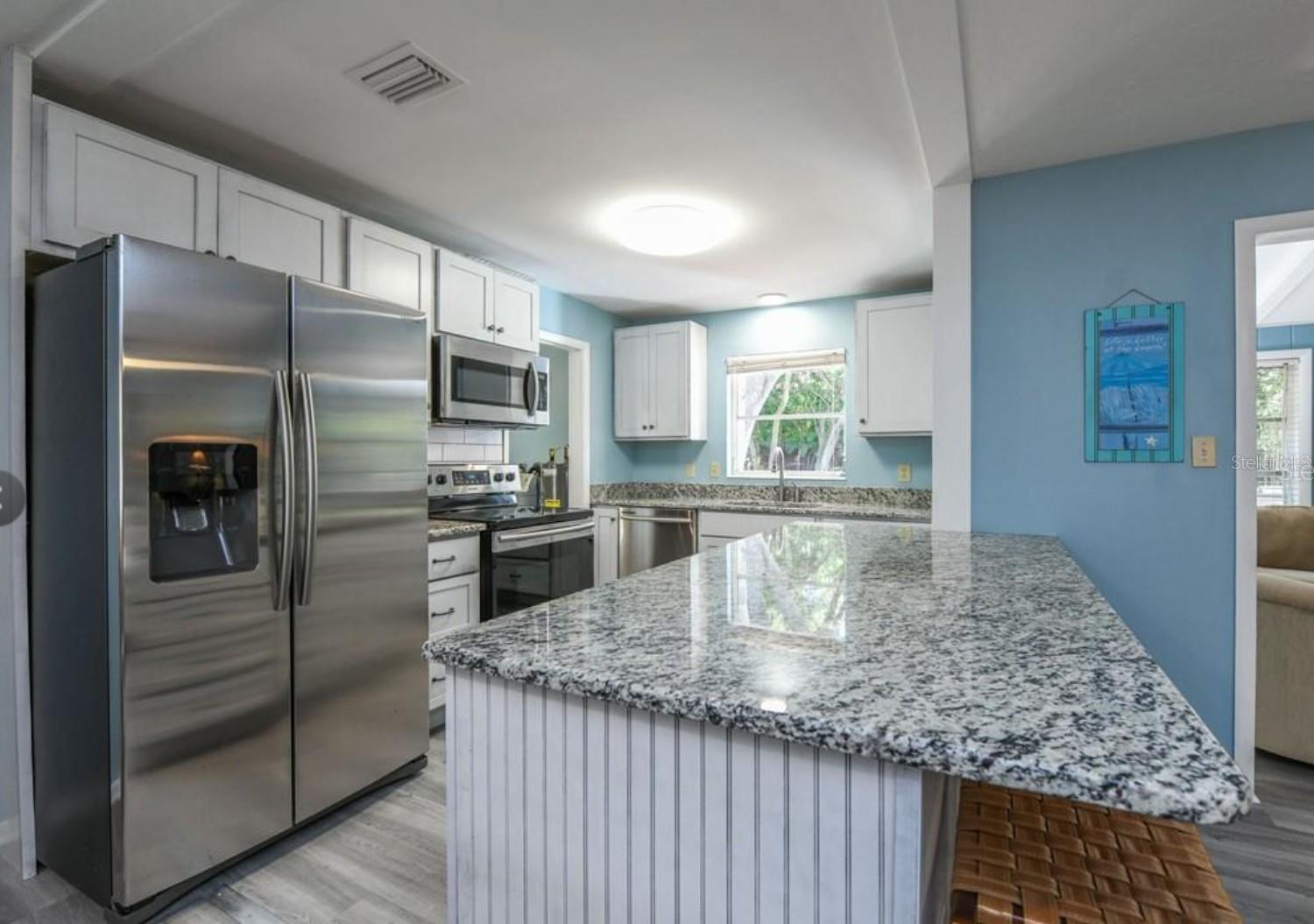 4522 BANAN PL