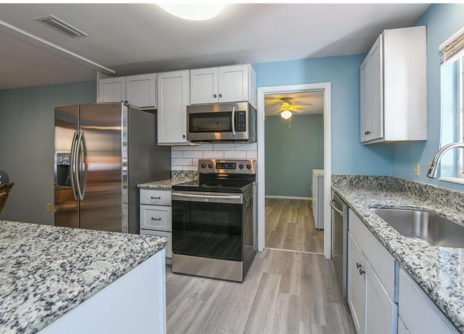 4522 BANAN PL