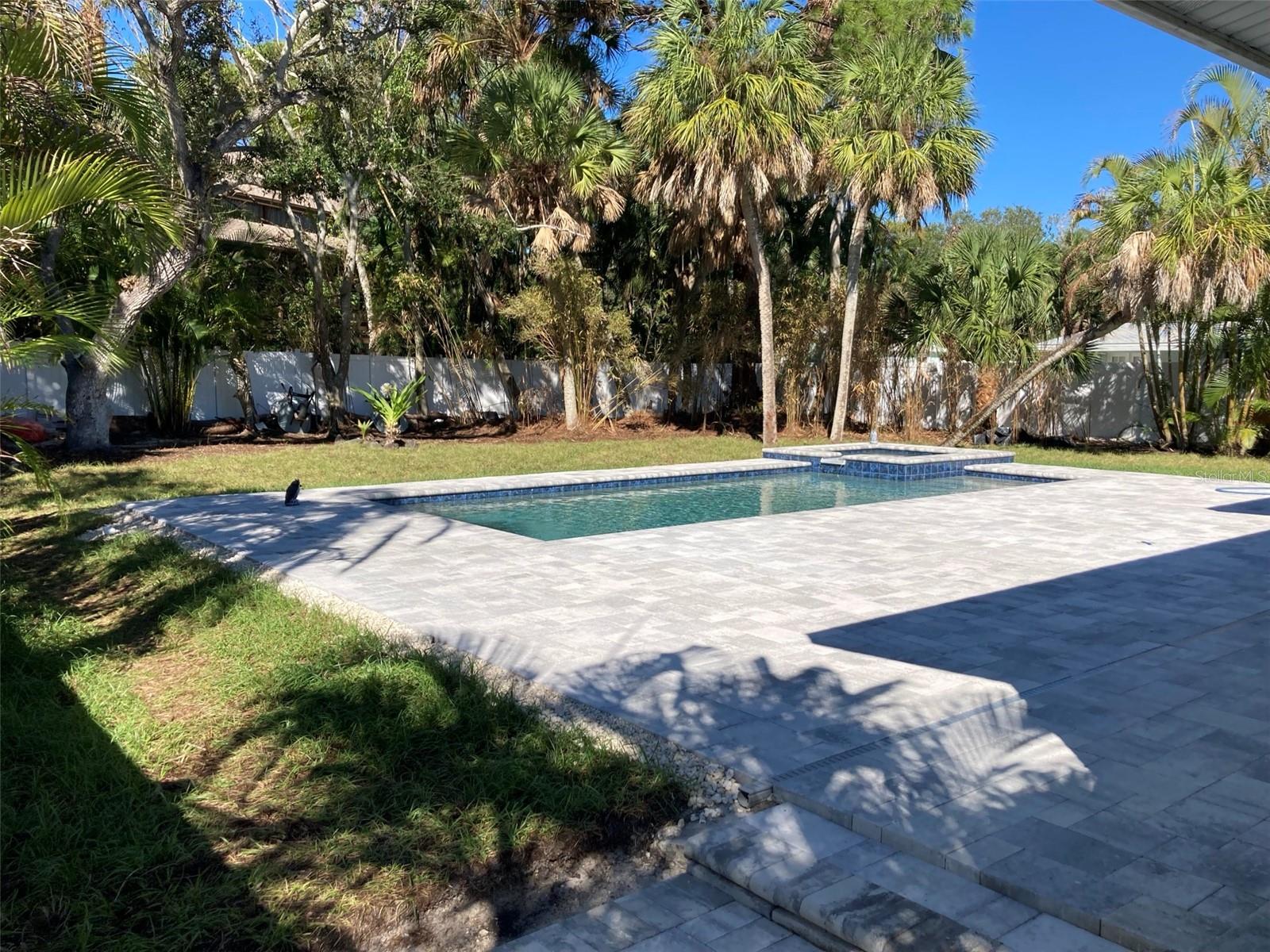 4522 BANAN PL
