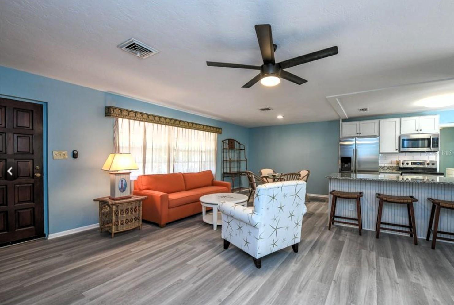 4522 BANAN PL