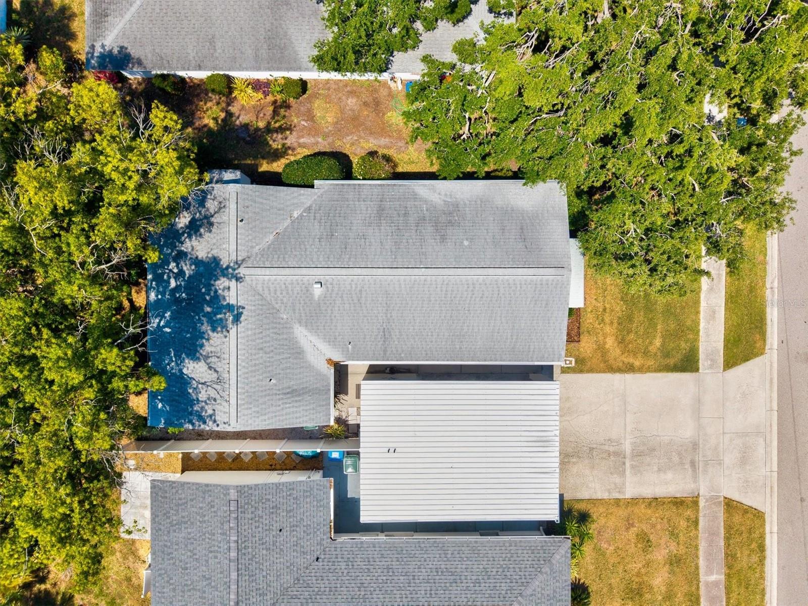 2435 TERRY LN