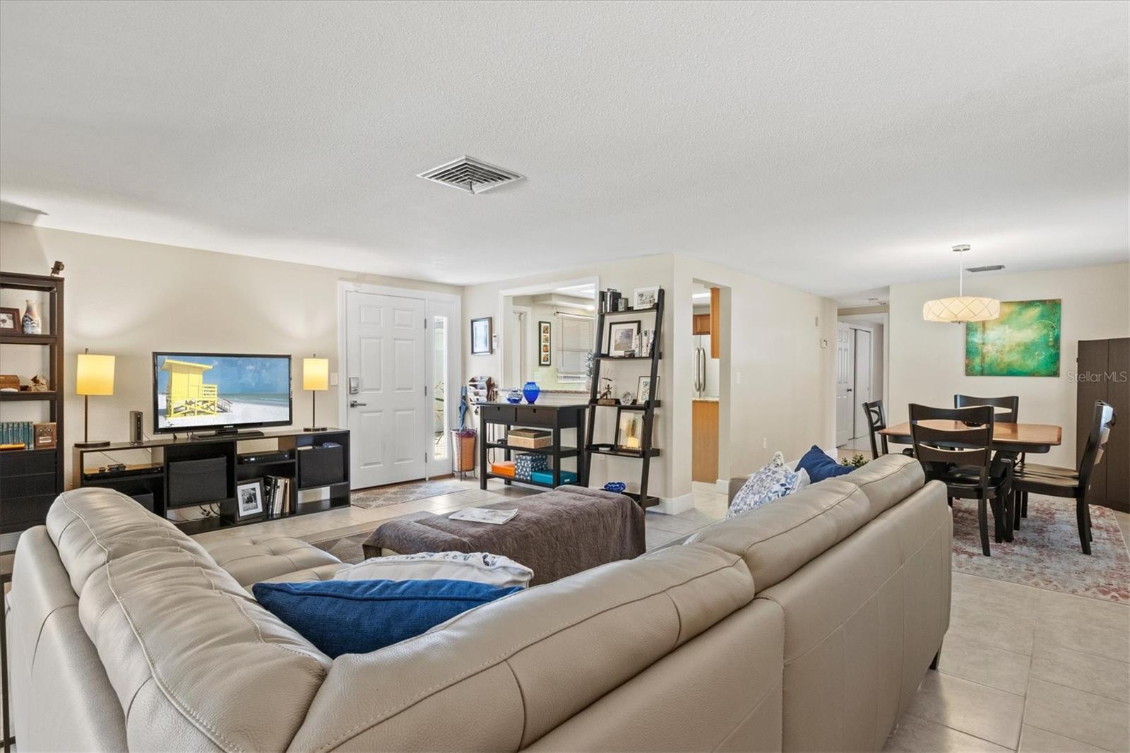 2435 TERRY LN