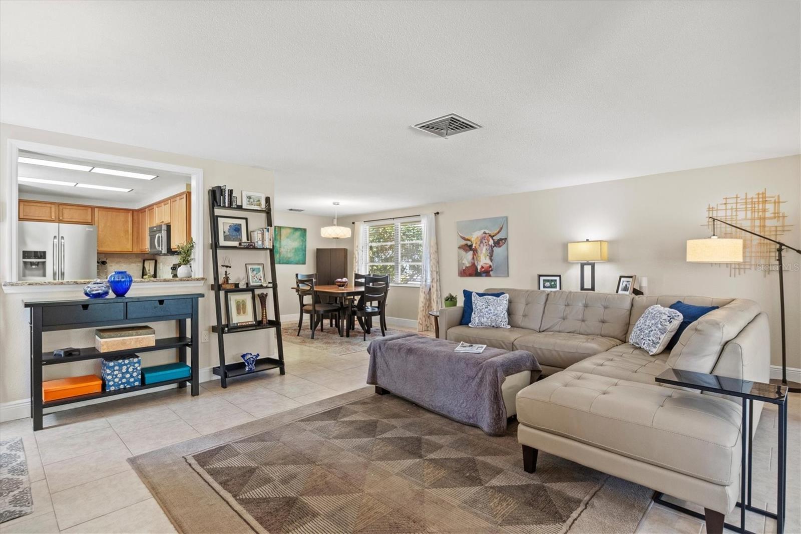 2435 TERRY LN