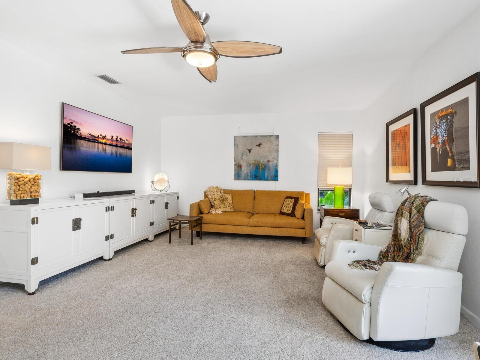 3905 COUNTRY VIEW DR