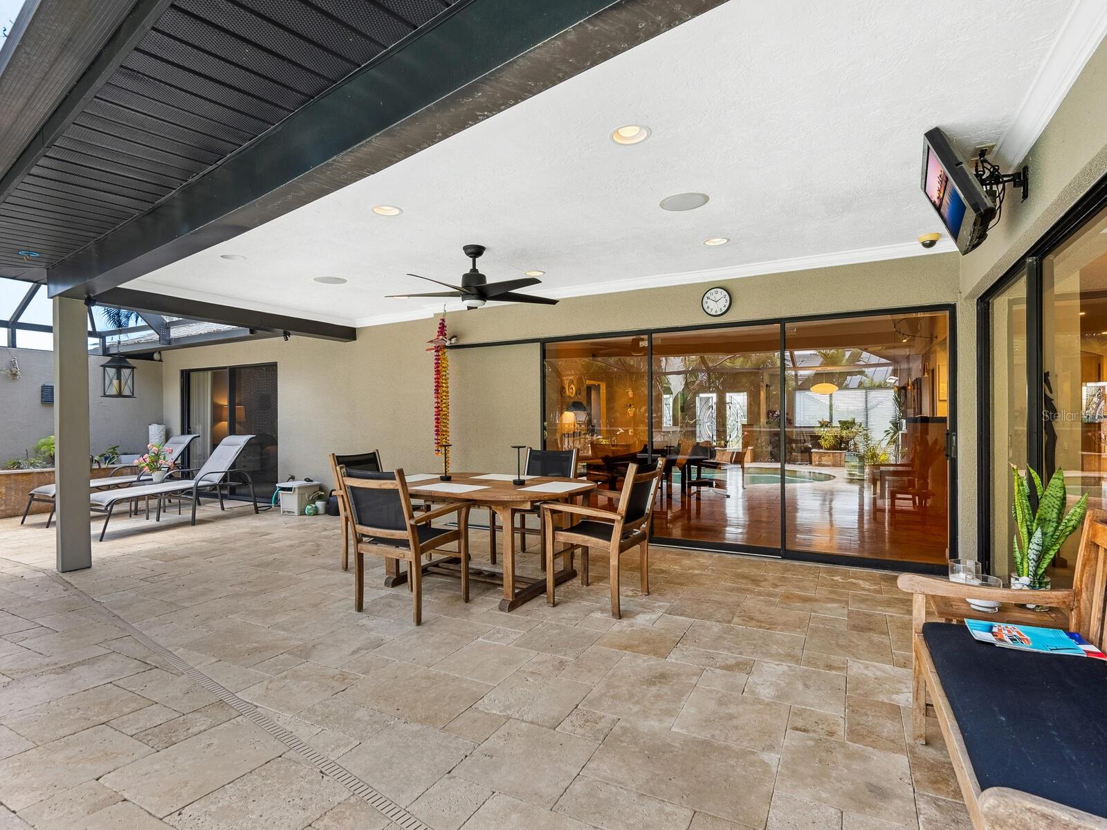 3905 COUNTRY VIEW DR