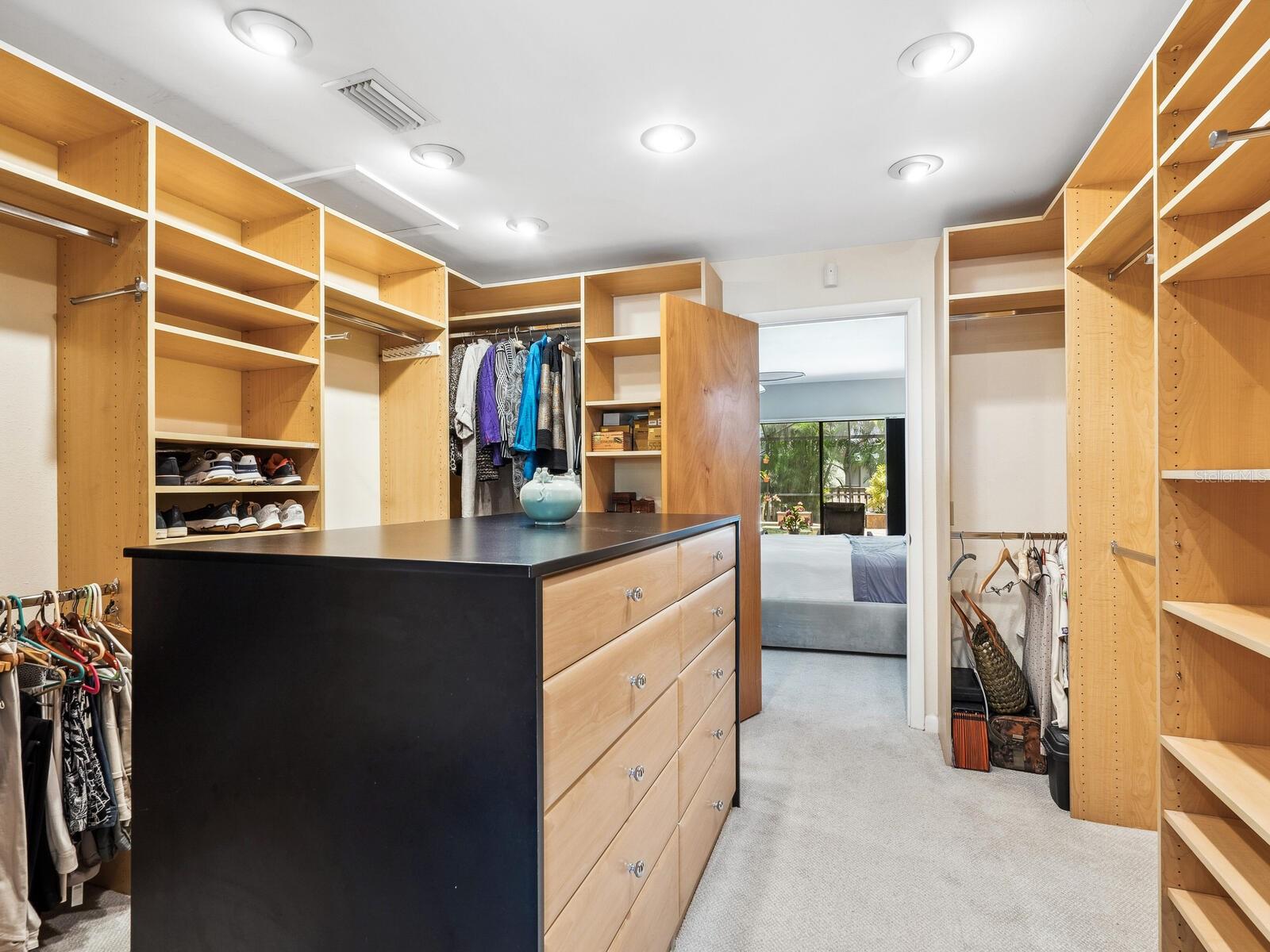 3905 COUNTRY VIEW DR