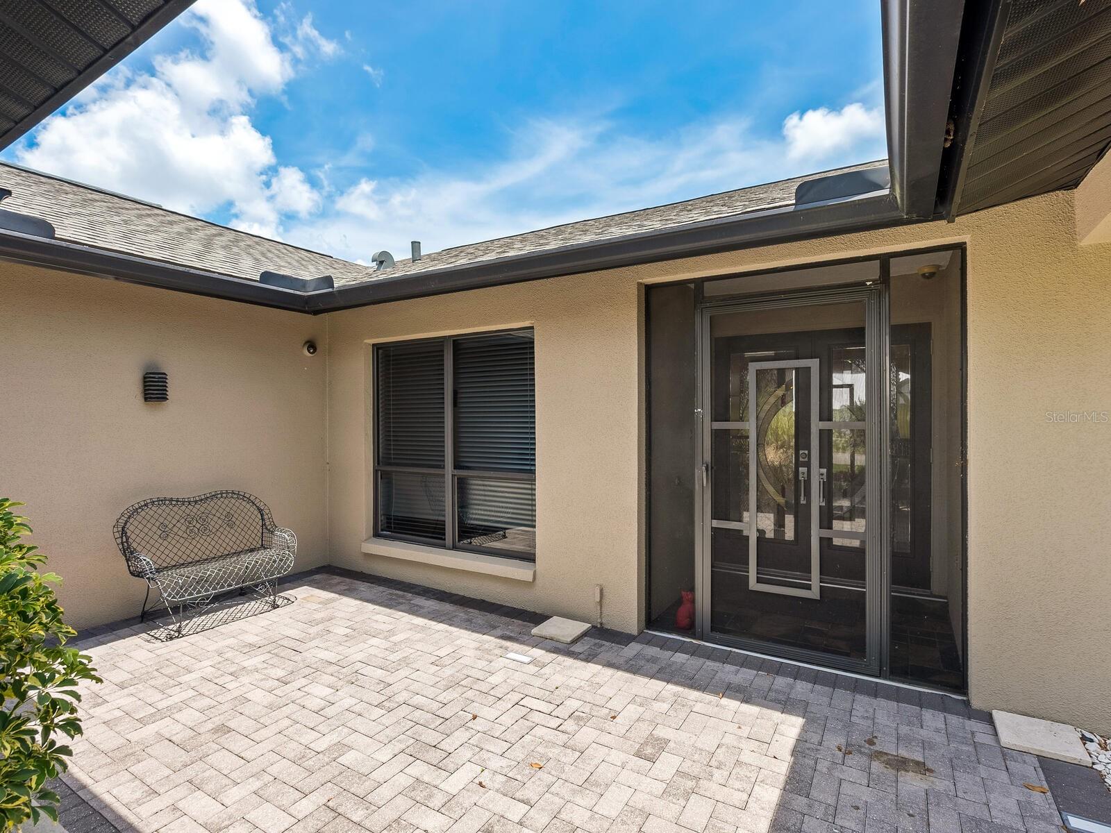 3905 COUNTRY VIEW DR