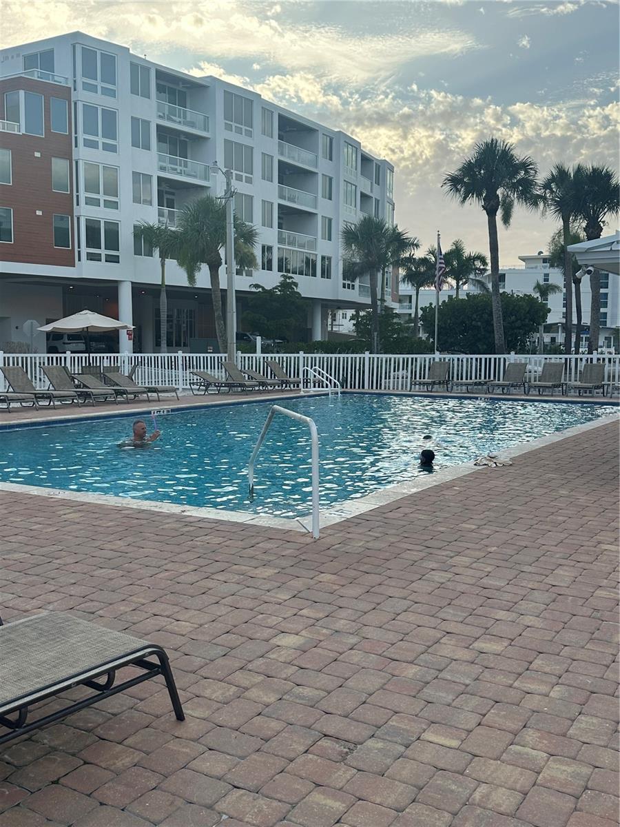 1138 SUN N SEA DR