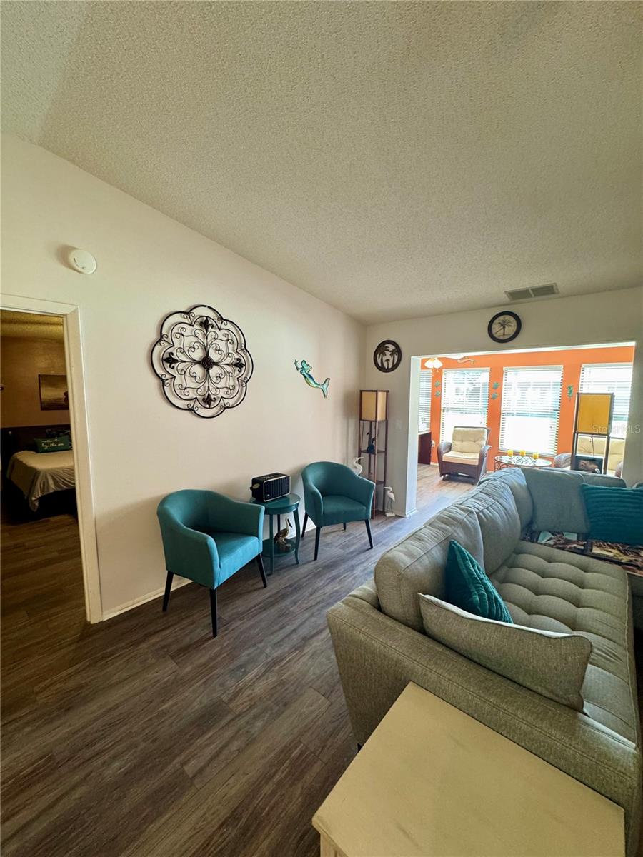 374 OAK HILL DR #37